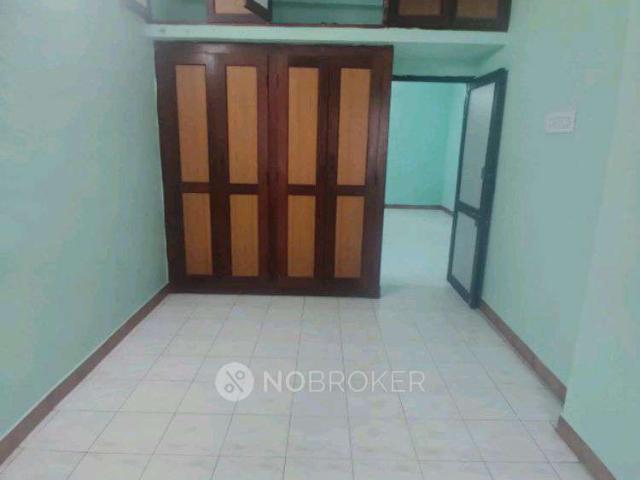 2 BHK Flat In Bharathi Apartment Chrompet For Sale In New C