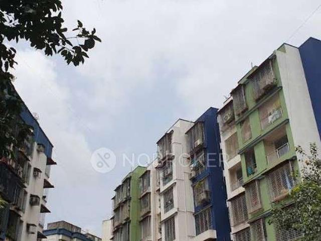 2 BHK Flat In Bindra Complex For Sale In Andheri East