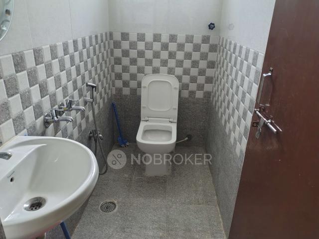 2 BHK Flat In Chabbras Urmila for Rent In Urmila Appartments