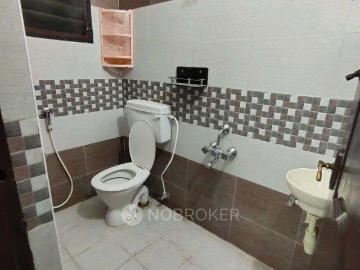 2 BHK Flat In Christian Family Preferred for Rent In Vadakkupattu Main Rd