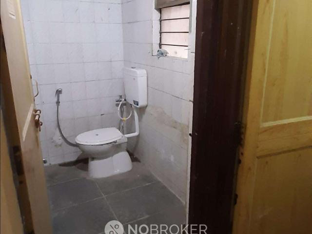 2 BHK Flat In Dyaneshwar Park Society, Pune For Sale In Hotel Sagar Kinara