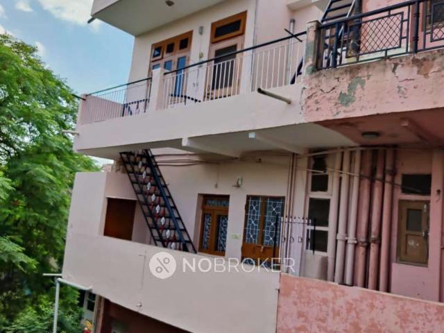 2 BHK Flat In Dda Flats for Rent In Naraina Vihar
