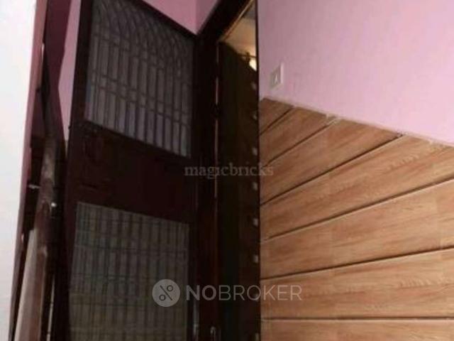 2 BHK Flat In Dda Mig for Rent In Bindapur, Sector 2, Dwarka