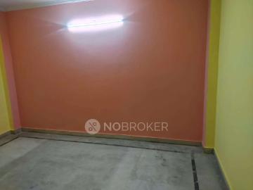 Flat for rent in Mayur County - Garden