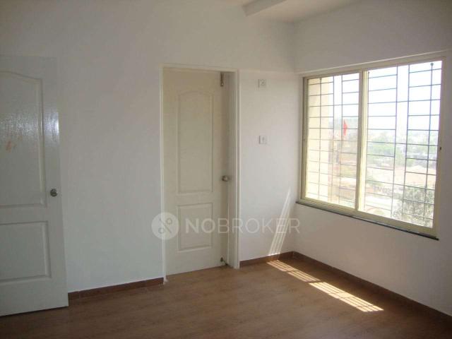 2 BHK Flat In Dewdale Co operative Housing Society Ltd for R