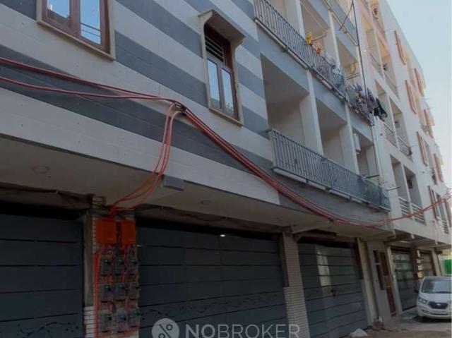 2 BHK Flat In Dhan Laxmi Apartment for Rent In Uttam Nagar