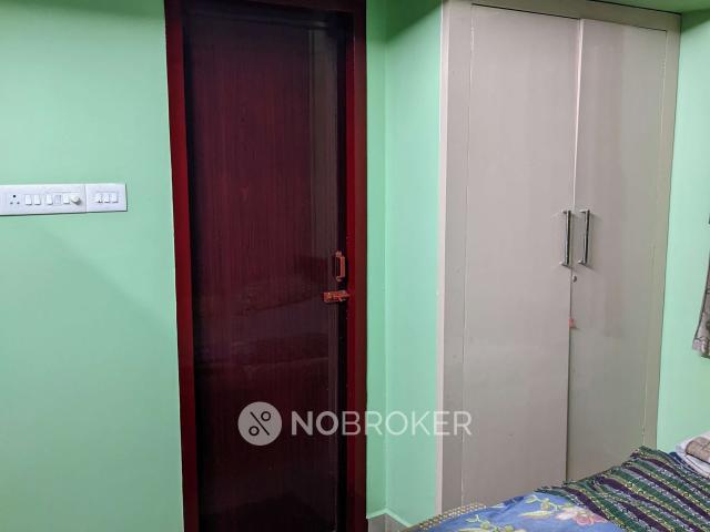 2 BHK Flat In Dhakshayani Apartment, Medavakkam for Rent In