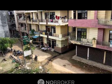 2 BHK Flat In Dlf Ankur Vihar for Rent In Loni