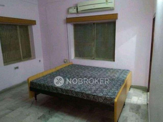 2 BHK Flat In Domalguda For Sale In Domalguda, Himayat Naga