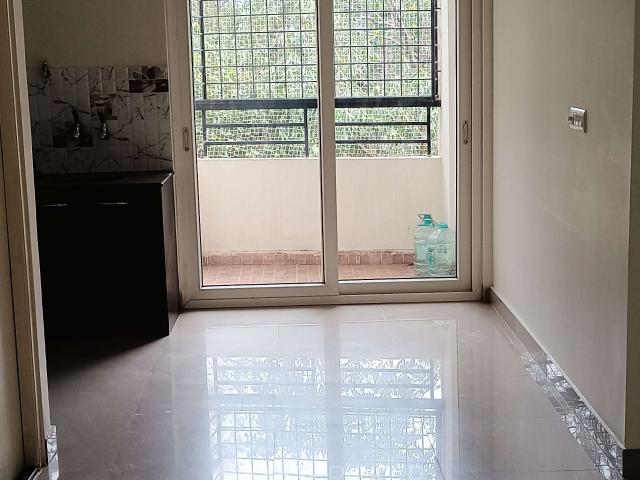 2 BHK Flat In Ds max Sherwood For Sale In Gunjur Village
