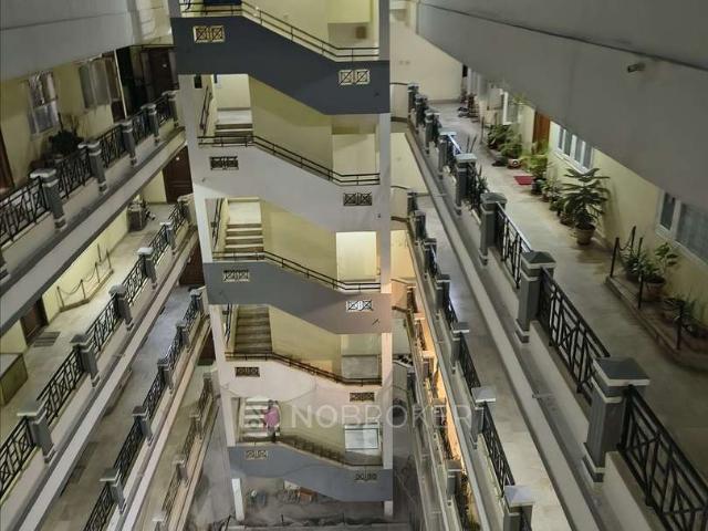 2 BHK Flat In Dsr Daffodil for Rent In Bellandur