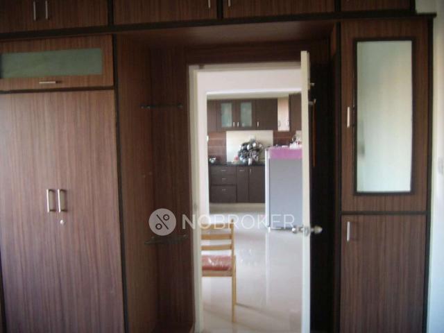 2 BHK Flat In Dsr Green Vista for Rent In Whitefield, Banga