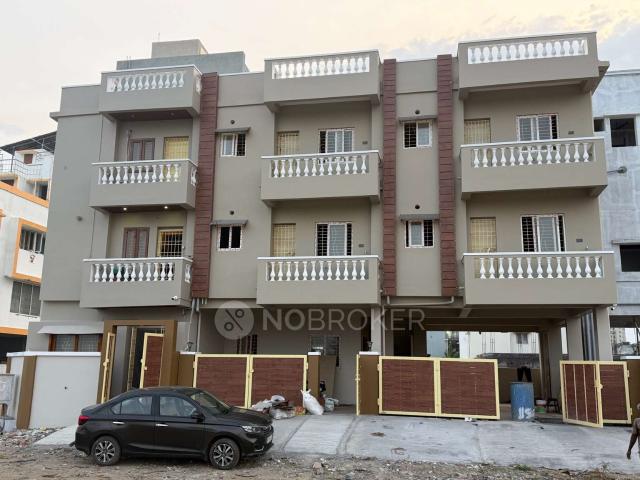 2 BHK Flat In E28 Tnhb Road for Rent In Sholinganallur