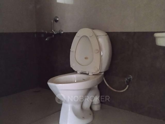 2 BHK Flat In Expat Genesis For Sale In Charholi Budruk