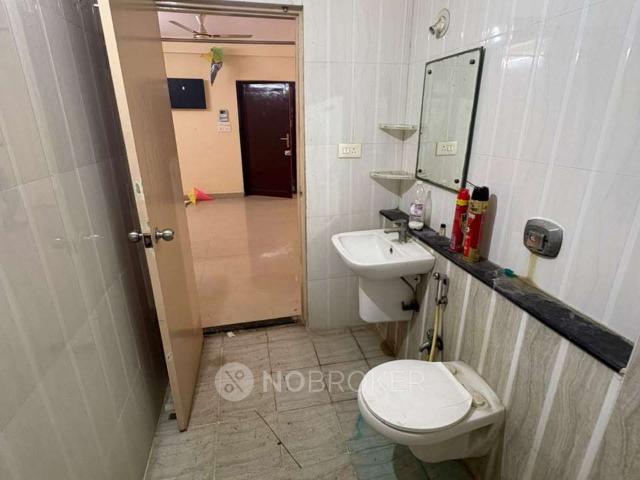 2 BHK Flat In Emami Swanlake Apartments for Rent In Kukatpally