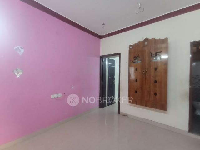 2 BHK Flat In Epm Flats For Sale In Ethiraj Garden Street