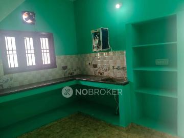 2 BHK Flat In F2, Tad Piazza for Rent In Tad Piazza