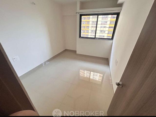 2 BHK Flat In Falcon Tower At Riverview City For Sale In Lo