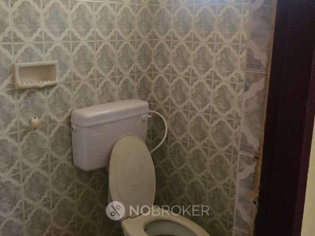 2 BHK Flat In Gabrial Appartment for Rent In Velachery