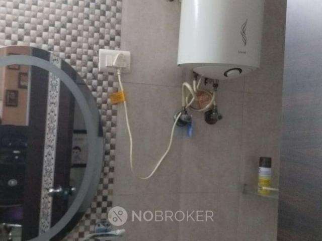 2 BHK Flat In Galaxy Royale for Rent In Sector 16c