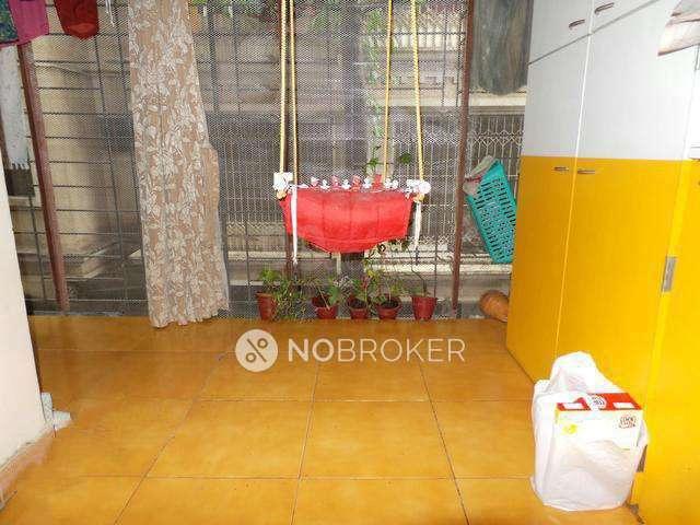 2 BHK Flat In Garden View Apartments For Sale In Andheri We