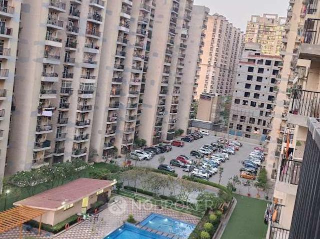 2 BHK Flat In Gaur City 7th Avenue for Rent In Sector 4