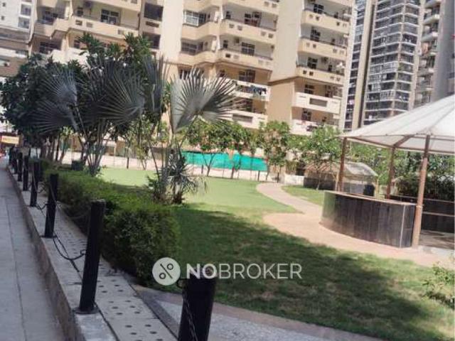 2 BHK Flat In Gaur City 7th Avenue for Rent In Sector 4