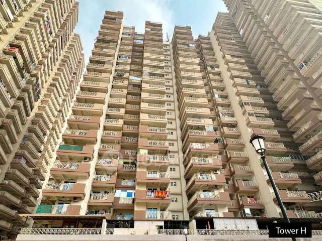 2 BHK Flat In Gaur City 7th Avenue For Sale In Sector 4