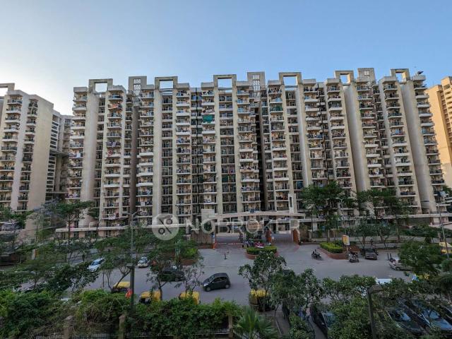 2 BHK Flat In Gaur City 1, Phase 1 For Sale In Sector 4
