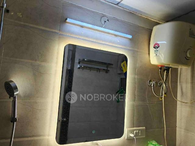 2 BHK Flat In Gaur City 2 for Rent In Sector 16c