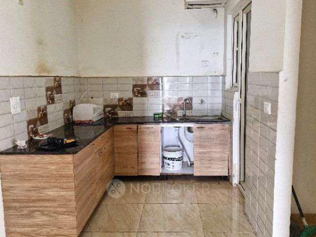 2 BHK Flat In Gaur Yamuna City Sports Villas 7th Parkview for Rent In 16th Parkview Independent Floors