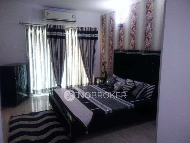 2 BHK Flat In Gaursons 16th Park View, Noida For Sale In Ya