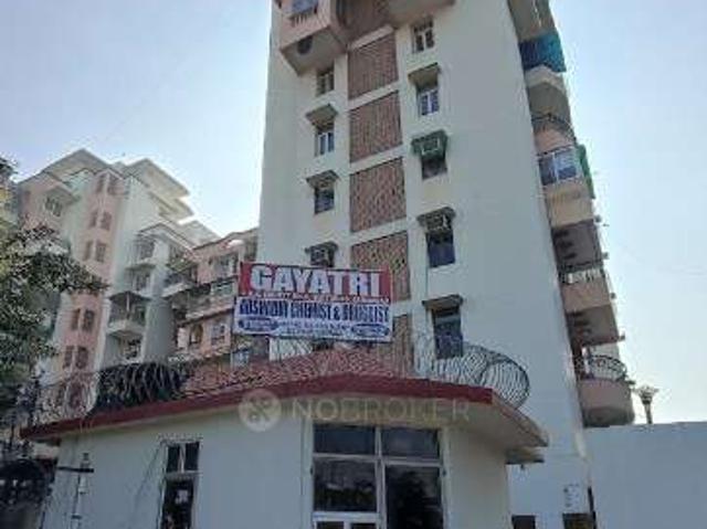2 BHK Flat In Gayatri Apartment, Sector 45 for Rent In Sect
