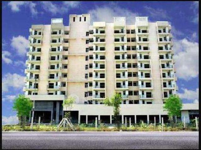 2 BHK Flat In Gayatri Life For Sale In Sector 16b
