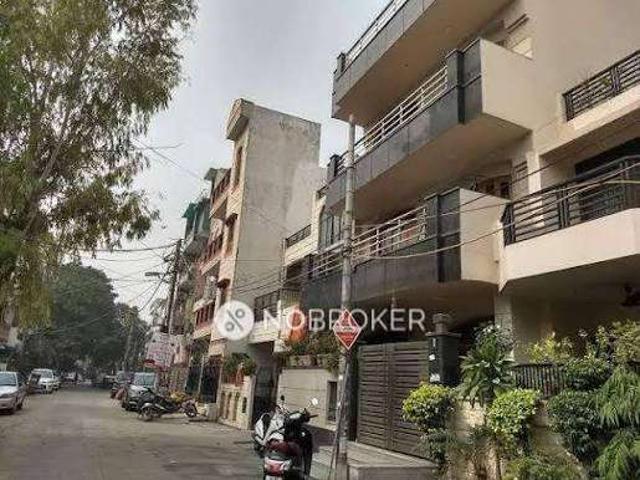 2 BHK Flat In Gh 5 &7 For Sale In Paschim Vihar