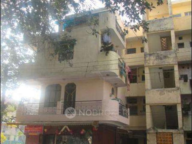 2 BHK Flat In Gh 5 And 7 For Sale In Paschim Vihar