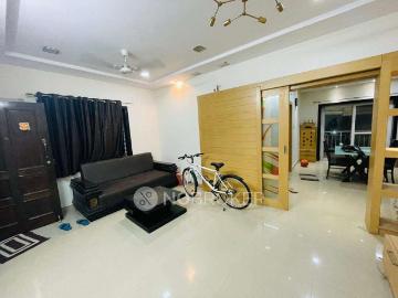 2 BHK Flat In Giridhari Executive Park, Peerancheruvu For Sa