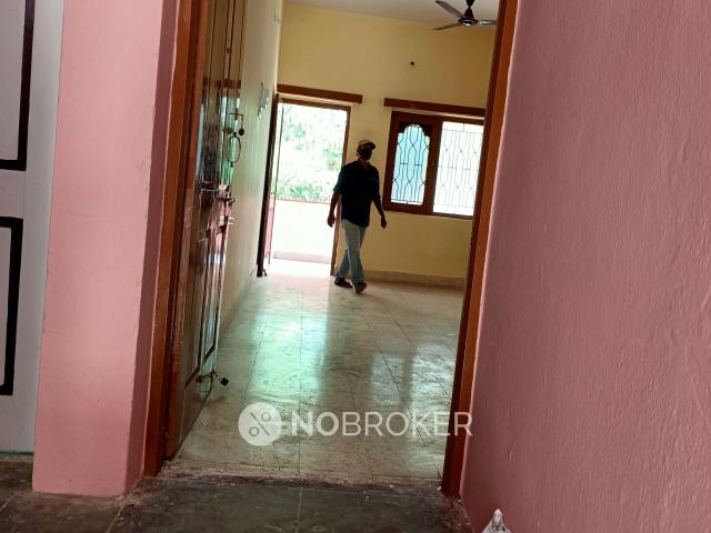 2 BHK Flat In Gitanjali Apartment for Rent In Begumpet