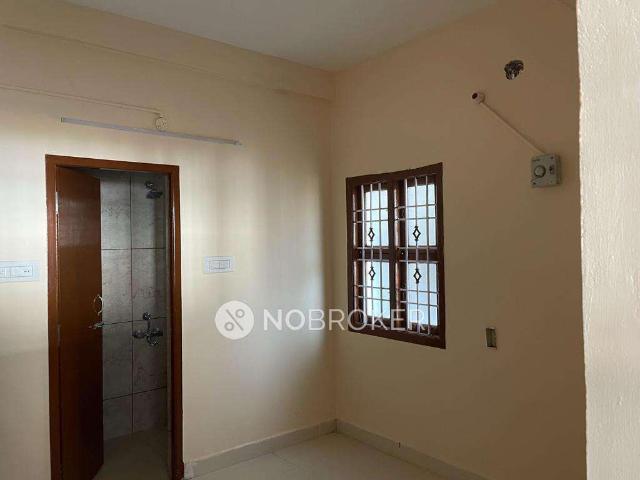 2 BHK Flat In Gnanammal Illam For Sale In Medavakkam
