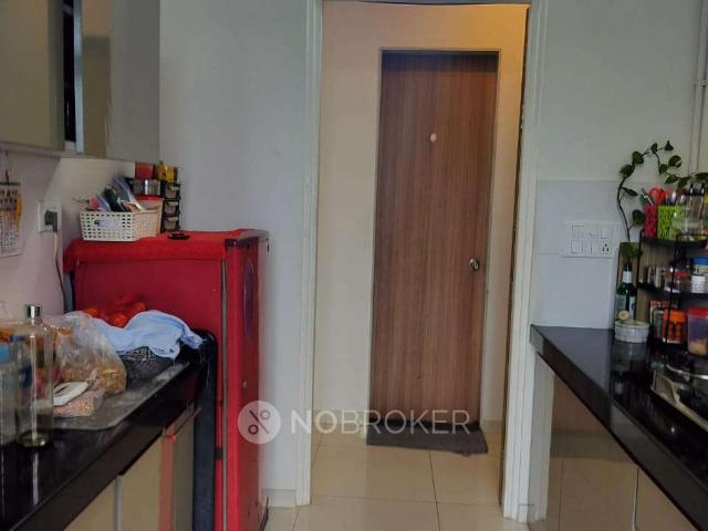 2 BHK Flat In Godrej Emerald, Ghodbunder Road for Rent In T