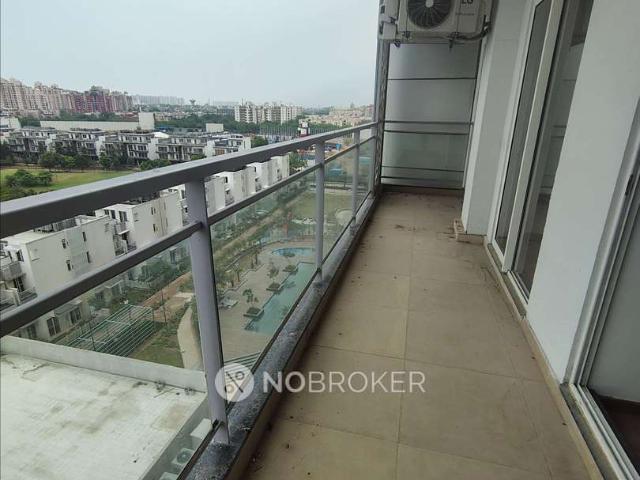 2 BHK Flat In Godrej Golf Links for Rent In Jaypee Greens