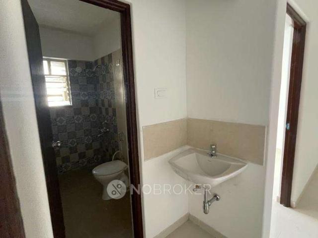 2 BHK Flat In Goel Ganga For Sale In Tathawade
