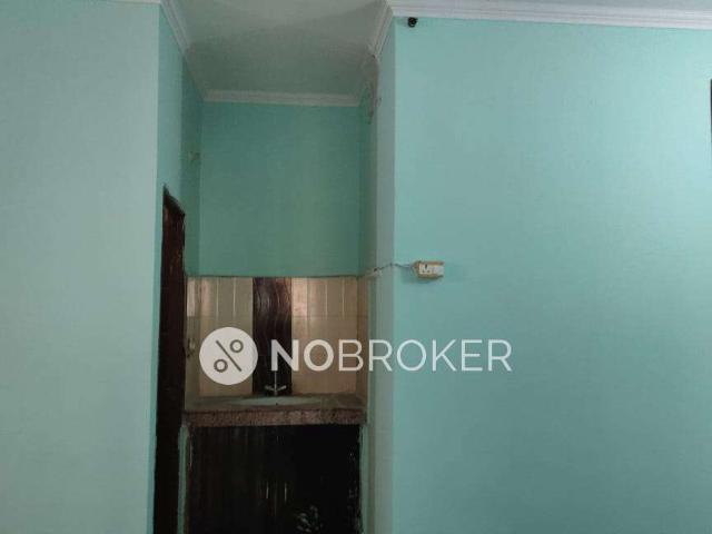 2 BHK Flat In Gokul Dham Society for Rent In Sector 7