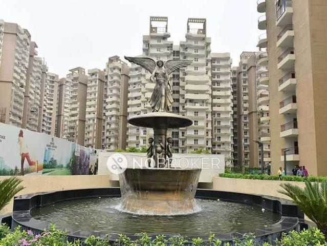 2 BHK Flat In Grand Ajnara Heritage for Rent In Sector 74