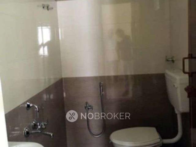 2 BHK Flat In Green Jade Apartment For Sale In Vanagaram
