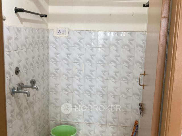 2 BHK Flat In Green View Towers for Rent In Habsiguda