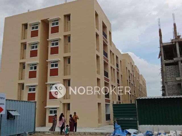 2 BHK Flat In Haripariya Flats For Sale In Guduvanchery