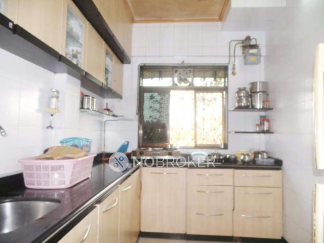 2 BHK Flat In Hazari Baug Co Operative Housing Society For Sale In Vikhroli West