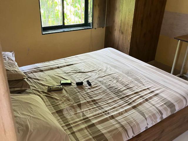 2 BHK Flat In Hiramani Chs for Rent In Andheri w