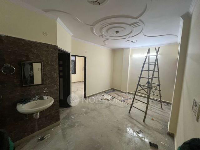 2 BHK Flat In Apartment for Rent In Sarai Rohilla